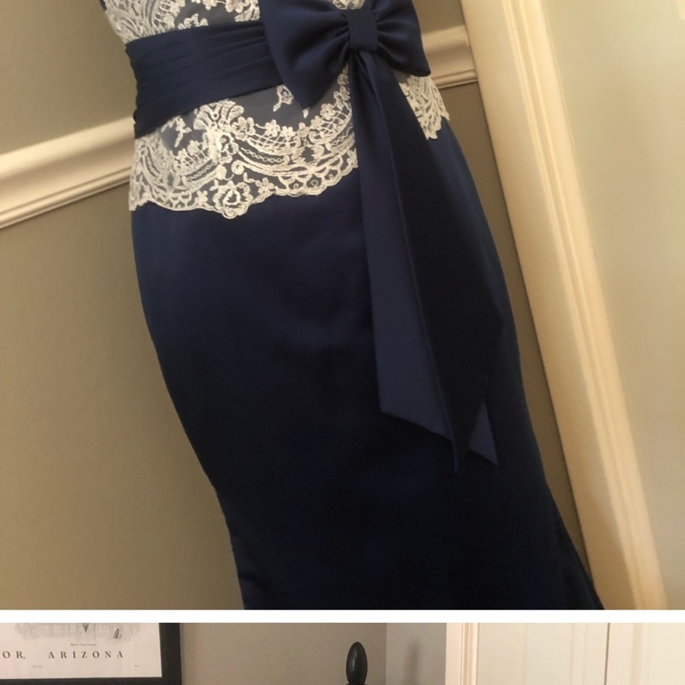 🔴🌹STRAPLESS•NAVY•FORMAL•GOWN🌟